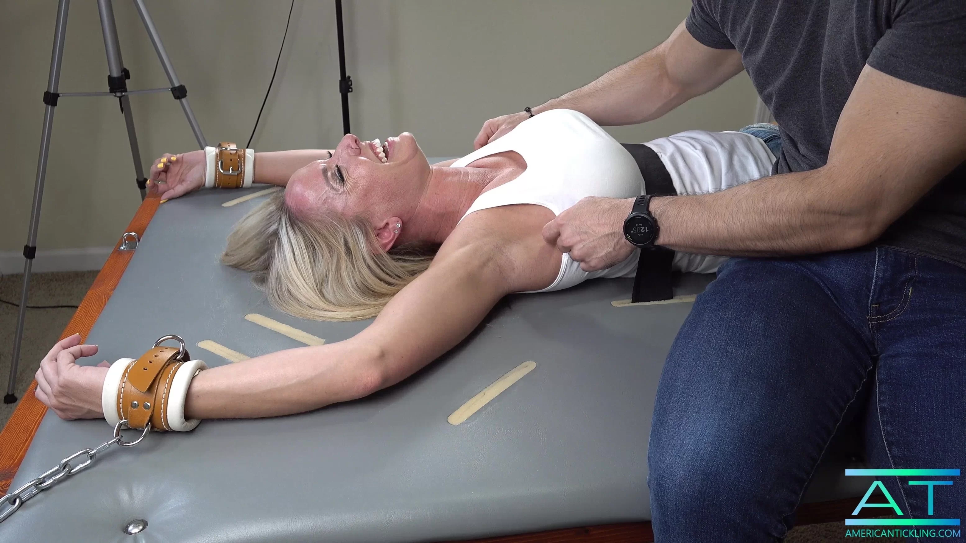 AmericanTickling – Beautifully Ticklish Amelia 2- mf, TicklingUpperBody